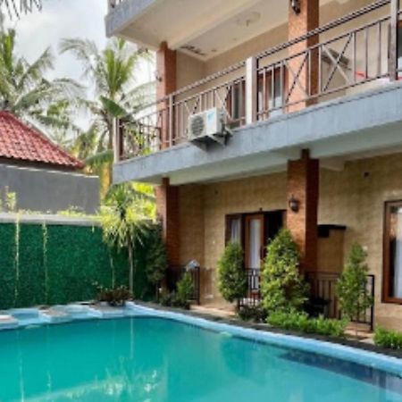 Wahyuga Sari Guest House Nita Salon & Spa Нуса Лембонган Екстериор снимка