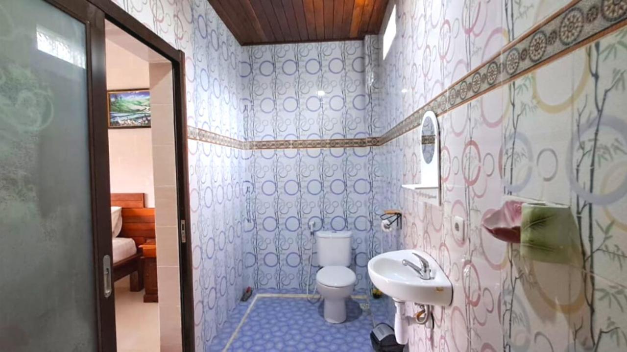 Wahyuga Sari Guest House Nita Salon & Spa Нуса Лембонган Екстериор снимка